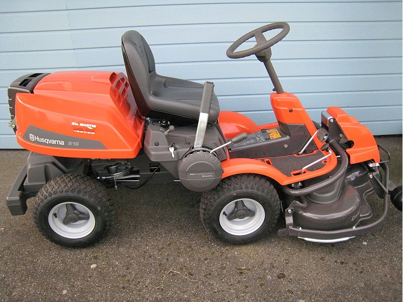 Husqvarna Rider lawnmower featuring an articulated steering and a front-mounted cutting deck